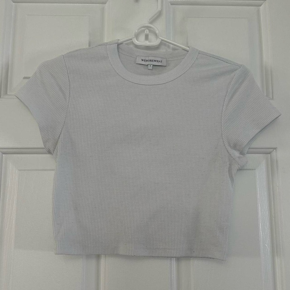 WEWOREWHAT White Waffle Cropped Tshirt